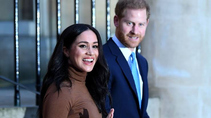 Meghan Markle and Prince Harry Are Permanently Stepping Down as Working  Royals | Glamour