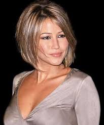 стрижка боб градуированный боб каре с пышным затылком и удлинением к лицу Vidy Strizhek Kare S Foto Kare Na Nozhke Bob Kare S Udlineniem Graduirovannoe Kare Zhenskie Pricheski