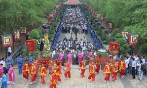 Các nghi lễ chính năm nay gồm: Sáºµn Sang Cho Lá»… Giá»— Tá»• Hung VÆ°Æ¡ng Lá»… Há»™i Ä'á»n Hung 2018