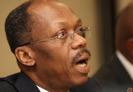 The Haitian government on Monday issued a new passport to former president Jean-Bertrand Aristide, enabling him to end his exile in South Africa and return ... - jean-bertrand-aristide-2010-1-15-4-41-40