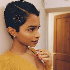 My fellow hair novices feel me — we need it short and sweet because ain't nobody got time to spend hours getting ready for an event or just a night out. 35 Best Short Hairstyles For Black Women 2017