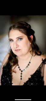 Snow White 😍 My gorgeous bride from yesterday for her snow day wedding!!!  How gorgeous is she?