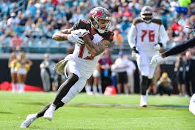 Изучайте релизы mike evans на discogs. Mike Evans Joins Tom Brady And Bucs Teammates In Private Workout Bucs Nation