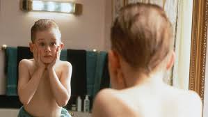 Macaulay carson culkin, one of the most famous american child stars, was born on august 26, 1980 in new york city, new york, usa, as the third of seven children of his father kit culkin (a former stage and child actor and also macaulay's former manager). 25 Surprising Facts About Home Alone Mental Floss