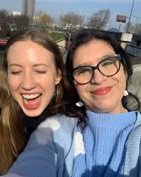 HELLO??? THIS SOUNDS SO GOOD 😍 🎥