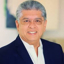 Please join me in congratulating our incredible Senior Registered Client  Associate, Violeidy Cribeiro,