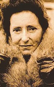 Una plaza recuerda a la poetisa Vilariño