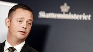 Hvor meget er et minut værd? Minister vil undersøge værdien af danskernes  tid