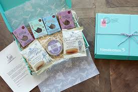 We have a wide array of flowers designed to express sympathetic sentiments perfectly. Tea And Sympathy Friendinabox