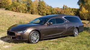 Son Corbillard N Est Autre Qu Une Maserati Ghibli Maserati Ghibli Maserati Voiture