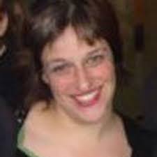 Amy Melrose's Instagram, Twitter & Facebook