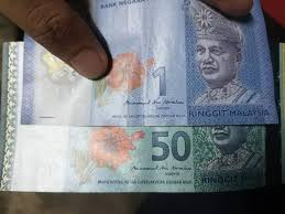 Saksikan persembahan para pemenang pertandingan pidato antara institusi kewangan piala gabenor bank negara malaysia 2016. Irranun Peace Siapa Perasan Duit Kamu Pegang Ada Facebook