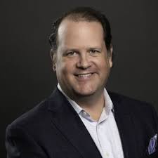 Chris Moloney (@CMOChris)