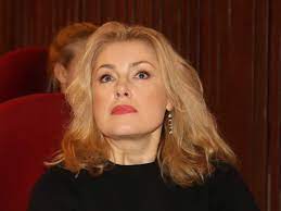 Долгие годы они вместе проживали историю каждого гостя. Shukshina Nemela Na Semkah Peredachi Zhdi Menya Ekspress Gazeta