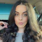 Maryann Sams's Instagram, Twitter & Facebook