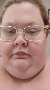 Amber Pulliam's Instagram, Twitter & Facebook