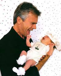 Richard dean anderson is an american actor and producer. Richard Dean Anderson Website Archives Father Time People 1998