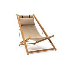 Gardenista 100 The Five Best Folding Canvas Deck Chairs Gardenista Lounge Chair Outdoor Teak Lounge Chair Deck Chairs