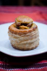 Vol Aux Vents Au Chorizo Et Aux Moules Sauce Curry Piratage Culinaire Vol Au Vent Recettes De Cuisine Cuisine Et Boissons
