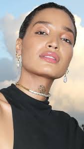 Reunited and it feels so good #IndyaMoore for @tomfordbeauty event for VFF  🤎