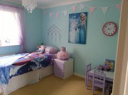 Frozen Room Wall Color For A Frozen Bedroom Frozen Themed Bedroom Girl Room