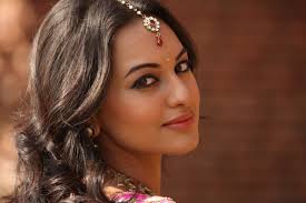 5 feet 6 inches short biography: Sonakshi Sinha Height Weight Age Bio Body Stats Net Worth Wiki