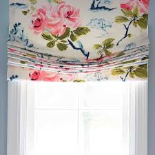 Looks great with floral and continuous print fabrics to show off the pattern. 12 Ways To Diy Your Own Roman Shades