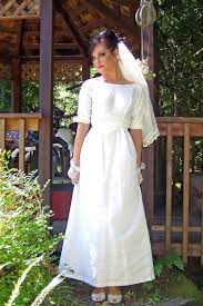 Clearance Vintage 1960s Petite Simple Elegant Off White Wedding Dress Empire Bustline Off White Wedding Dresses Dresses Empire Wedding Dress