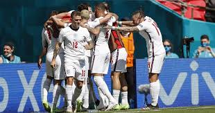 England are preparing rashford to come on. Rx4oilx5bmmzpm