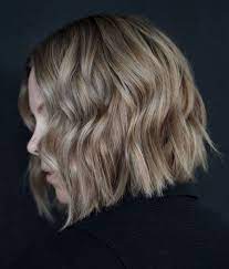 Visually it was successful, had the asymmetry planned around a strong natural side part. 2a Hairstyles