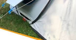 De Quechua Fresh Black Tent Van Decathlon Klinkt Bijna Te Mooi Om Waar Te Zijn Blijft Deze Tent Echt Zoals Ze Zeggen Kamperen Met Kinderen Kampeertips Tent