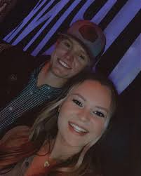 Emilee Young (@emilee_young1) • Instagram photos and videos