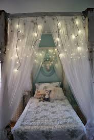 Himmelbett Kinderzimmer Diy Idee Baldachin Licherketten Kinderzimmer Nursery Ideas Diy Bett Baldachin Bett Lichter Luxusschlafzimmer