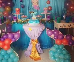 Tiene tonos negros, plata y dorados que hacen que sea aparte elegante para cumpleaños de adultos, aniversarios, bodas. Decoracion Sirenas Un Fiestas Coquetas Cartagena Facebook