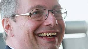 Inkvizitor« odhaja v Mostar, obrat k prebivalstvu