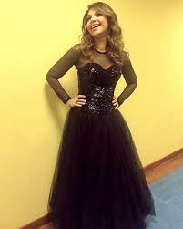 Cristina d'avena si è esibita il 24 novembre 2012 alla finale del 55° zecchino d'oro alle ore 19.25 circa con un fantastico medley mix dedicato alle sigle. Zecchino D Oro 2017 Cristina D Avena E Le Sorprese Per Il Gran Finale
