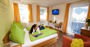 Doppelzimmer Verde Www Residenz Gruber Com Ehem Www Pension Gruber Com Familienzimmer Bad Gastein Zimmer