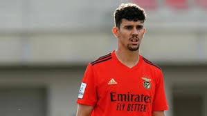 Jorge fernando pinheiro de jesus comih is a portuguese professional football manager and former player who is the manager of benfica. O Primeiro Onze De Jorge Jesus Na Pre Epoca Do Benfica 2021 2022 Benfica Jornal Record