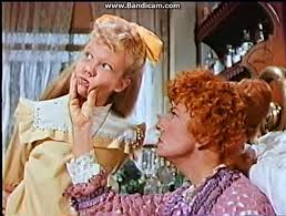 Products of single parent households, they switch places so as to meet the parent they never knew, and then contrive to reunite them. Opening To The Parent Trap 1961 Version 1997 Vhs Video Dailymotion