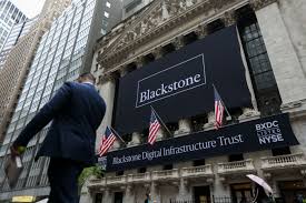From Skeptic to Fortune: How Blackstone's $10B Bet on Boring AI Infrastructure Revolutionized Investing