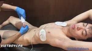 Male CPR - A Rescue and a Happy Ending - WatchFighters