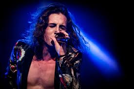 There was speculation the singer of maneskin had taken drugs during live final. Maneskin Cantante Biografia Curiosita E Vita Privata Di Damiano David
