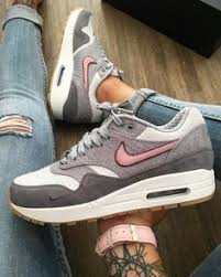 Anyone know any where to get an air max 1 flyknit in the og red colorway besides ebay. Best Nike Id Air Max 1 1c478e