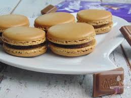 Macarons Milka Recette Au Chocolat Au Lait Recipe Macarons Desserts Food