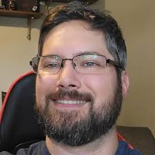 Sean Lander's Instagram, Twitter & Facebook