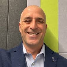 Fernando Solomon's Instagram, Twitter & Facebook