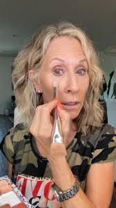 It’s FRIYAY again👏🎉🥳, Hope you’re having a great one!, 🤩Shades used, •  Hazel