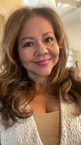 Acompáñanos este martes 18 en “𝗦𝗶𝗲𝗺𝗽𝗿𝗲 𝗷𝘂𝗻𝘁𝗼𝘀“ con Lizmar y Eliu  Ramos Para platicar sobre: . La moral en tiempos en los que nadie quiere  saber de ello. . El Padre Leo