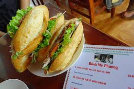 Đường để trộn vào vỏ bánh thường được nấu với mạch nha để chuyển thành màu hổ phách và để càng lâu càng tốt (thường các nhà làm bánh sau tết trung thu nấu nước đường, cất kỹ để tới. Top 10 Quan Banh Mi Há»™i An Ngon Ná»©c Tiáº¿ng Nháº¥t Ä'á»‹nh Pháº£i Náº¿m Thá»­