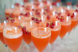 Planning the Perfect Signature Wedding Cocktails